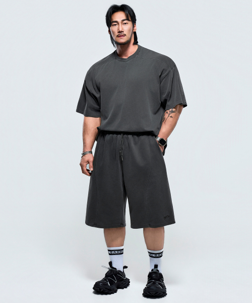 PHYSICAL GARMENTS（フィジカルガーメンツ）の「P2634 ピグダイイングウェーブ切り替えバミューダパンツ [チャコール]（その他パンツ・メンズ・チャコール・2/1）」の4枚目の写真