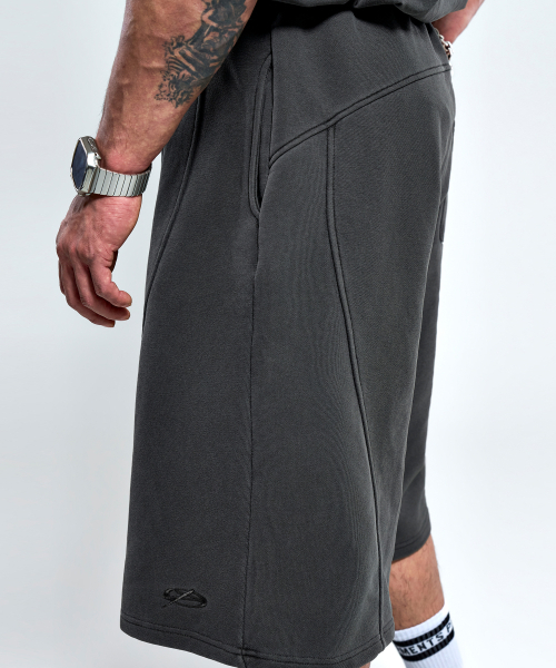 PHYSICAL GARMENTS（フィジカルガーメンツ）の「P2634 ピグダイイングウェーブ切り替えバミューダパンツ [チャコール]（その他パンツ・メンズ・チャコール・2/1）」の8枚目の写真