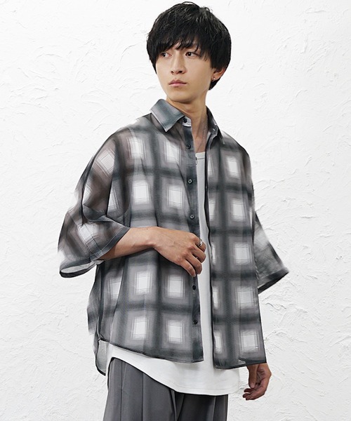 MinoriTY（マイノリティ）の「【MinoriTY】総柄メッシュドルマンシャツ メンズ 春服 夏服 涼しげ 五分袖（シャツ/ブラウス・メンズ・ブラック×ホワイト/ブラック×グレー/ブルー系その他/グリーン系その他・L/M）」の8枚目の写真