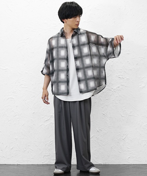 MinoriTY（マイノリティ）の「【MinoriTY】総柄メッシュドルマンシャツ メンズ 春服 夏服 涼しげ 五分袖（シャツ/ブラウス・メンズ・ブラック×ホワイト/ブラック×グレー/ブルー系その他/グリーン系その他・L/M）」の10枚目の写真