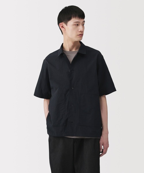 MUJI Labo（ムジラボ）の「〔MUJI Labo〕紳士　天然素材を原料に染色した半袖シャツ（シャツ/ブラウス・メンズ・グレー/ベージュ/ブラック・S/M/L/XL）」の2枚目の写真