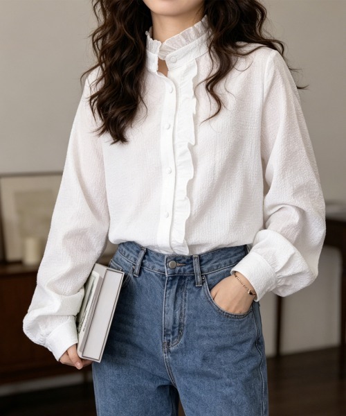 Miniministore(ミニミニストア)の「ストライプシャツ前立てフリルブラウス長袖(シャツ/ブラウス・レディース・ホワイト/ライトブルー/ブラック・M/L)」の1枚目の写真