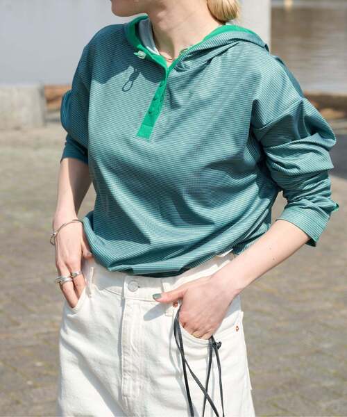 OUTDOOR PRODUCTS（アウトドアプロダクツ）の「miller ex Swim Rash gard hoody（Tシャツ/カットソー・レディース・ブラック/ブルー系その他/グリーン/アイボリー・SMALL/MEDIUM）」の3枚目の写真