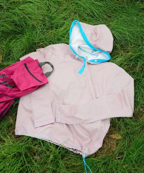 OUTDOOR PRODUCTS（アウトドアプロダクツ）の「miller ex Swim Rash gard hoody（Tシャツ/カットソー・レディース・ブラック/ブルー系その他/グリーン/アイボリー・SMALL/MEDIUM）」の2枚目の写真