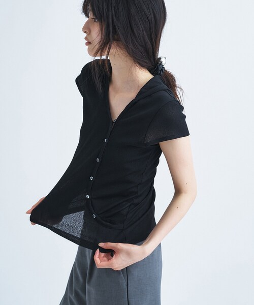 CODE A(コードエー)の「soft button hood tee(Tシャツ/カットソー・レディース・オフホワイト/ライトグリーン/ブラック・00)」の5枚目の写真