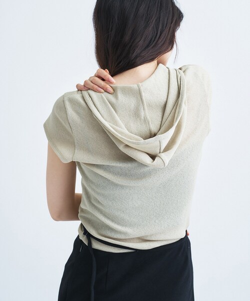CODE A(コードエー)の「soft button hood tee(Tシャツ/カットソー・レディース・オフホワイト/ライトグリーン/ブラック・00)」の13枚目の写真