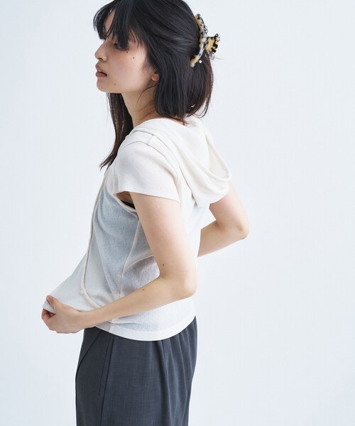 CODE A(コードエー)の「soft button hood tee(Tシャツ/カットソー・レディース・オフホワイト/ライトグリーン/ブラック・00)」の17枚目の写真