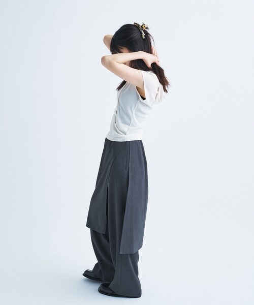 CODE A(コードエー)の「soft button hood tee(Tシャツ/カットソー・レディース・オフホワイト/ライトグリーン/ブラック・00)」の20枚目の写真