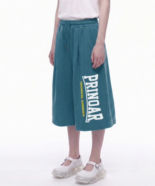PRINOAR(プリノア)の「ボウタイロゴ02 シングルプリーツバミューダショーツ - ピーコックグリーン(その他パンツ・レディース・グリーン系その他・SMALL/MEDIUM/LARGE)」の3枚目の写真