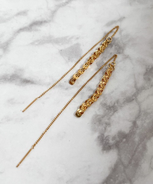 yu-ka(ユーカ)の「YU-KA:チェーンハンギングピアス Chain hanging earrings(ピアス(両耳用)・レディース・ゴールド・FREE)」の2枚目の写真