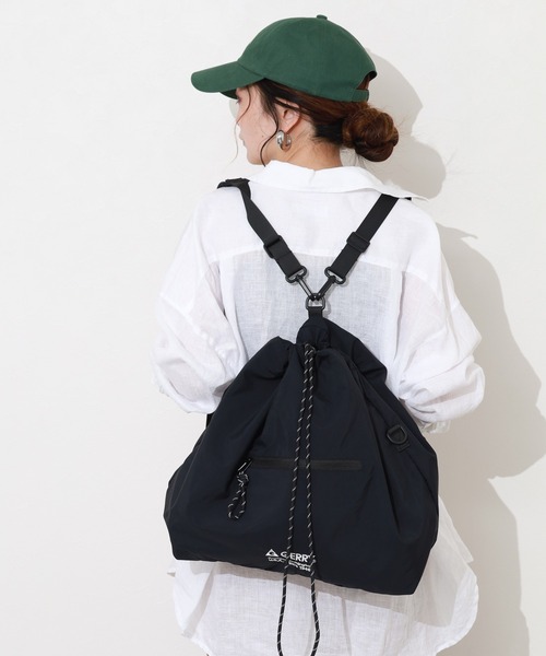 GERRY(ジェリー)の「GERRY 撥水加工 軽量 3WAY マルチ ナップサック リュックサック ショルダーバッグ 男女兼用(ショルダーバッグ・メンズ・ブラック・FREE)」の13枚目の写真