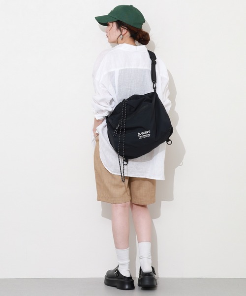 GERRY(ジェリー)の「GERRY 撥水加工 軽量 3WAY マルチ ナップサック リュックサック ショルダーバッグ 男女兼用(ショルダーバッグ・メンズ・ブラック・FREE)」の16枚目の写真