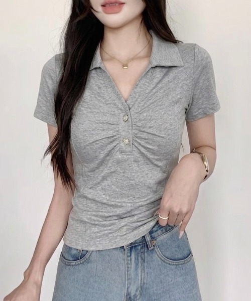 LADY LIKE(レディライク)の「【春夏新作】胸ギャザーメタルボタン半袖トップス(Tシャツ/カットソー・レディース・グレー/ホワイト/ライトベージュ/ブラック・M)」の9枚目の写真