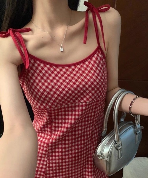 WEGO（ウィゴー）の「リボンパイピングギンガムチェックタイトワンピース（ワンピース・レディース・レッド/ブルー/ブラック・MEDIUM/LARGE）」の15枚目の写真