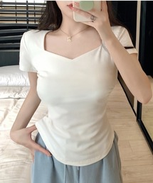 ベーシックスクエアネックTシャツ