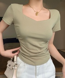 ベーシックスクエアネックTシャツ