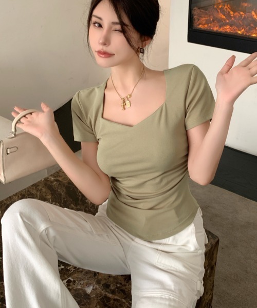 semuse（セミューズ）の「ベーシックスクエアネックＴシャツ（Tシャツ/カットソー・レディース・ホワイト/カーキ/ダークグレー・FREE）」の17枚目の写真