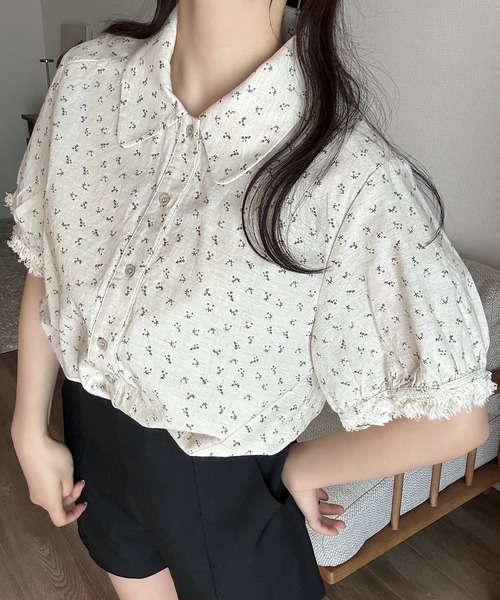 Cham.（チャム）の「花柄コットンブラウス（Tシャツ/カットソー・レディース・グレー/アイボリー・FREE）」の9枚目の写真