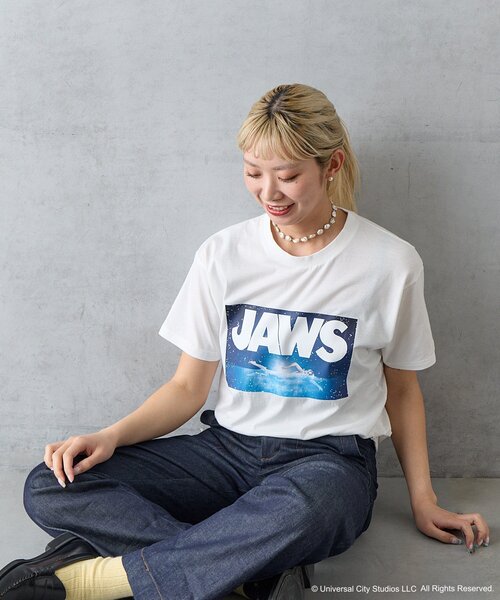 BIRTHDAY BAR(バースデイバー)の「BIRTHDAY BAR/JAWS/Tシャツ(Tシャツ/カットソー・レディース・ホワイト・MEDIUM/X-LARGE)」の1枚目の写真