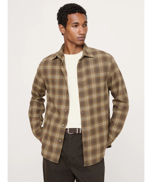 Banana Republic(バナナリパブリック)の「スタンダードフィット ライトウェイト フランネルシャツ(シャツ/ブラウス・メンズ・ブルー系その他/バーガンディー/ネイビー/ライトブルー/ベージュ/ブラウン・S/M/L/XL)」の2枚目の写真