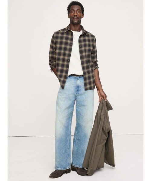 Banana Republic(バナナリパブリック)の「スタンダードフィット ライトウェイト フランネルシャツ(シャツ/ブラウス・メンズ・ブルー系その他/バーガンディー/ネイビー/ライトブルー/ベージュ/ブラウン・S/M/L/XL)」の7枚目の写真