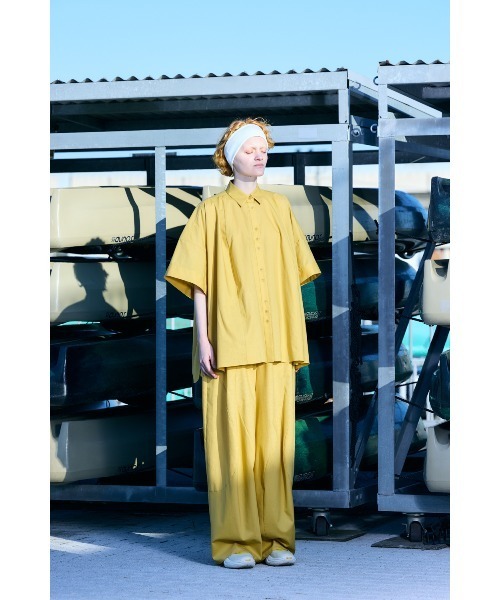 nagonstans（ナゴンスタンス）の「volume shirt（シャツ/ブラウス・レディース・キャメル/ホワイト・MEDIUM）」の5枚目の写真