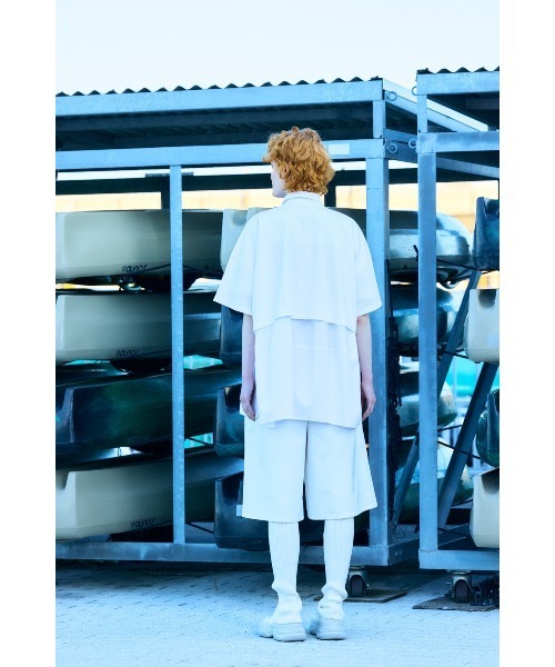 nagonstans（ナゴンスタンス）の「volume shirt（シャツ/ブラウス・レディース・キャメル/ホワイト・MEDIUM）」の10枚目の写真