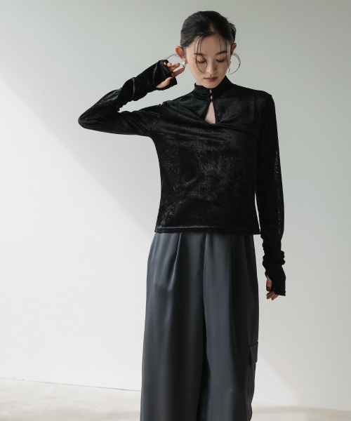 Callarus（カラルス）の「前後２WAYシアーベロアトップス［Callarus］（シャツ/ブラウス・レディース・ブラック・LL/L/M/S/3L）」の5枚目の写真