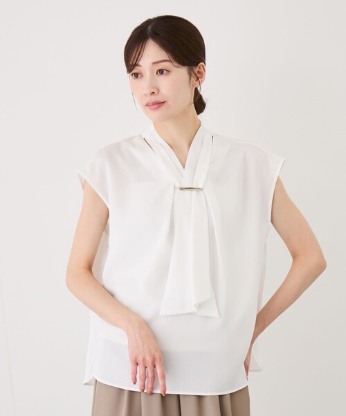 Jayro(ジャイロ)の「2WAYフロントバータイブラウス(シャツ/ブラウス・レディース・ネイビー/ブルー系その他5/ホワイト系その他/グレー系その他・M)」の2枚目の写真
