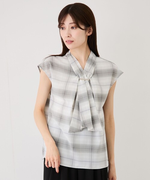 Jayro(ジャイロ)の「2WAYフロントバータイブラウス(シャツ/ブラウス・レディース・ネイビー/ブルー系その他5/ホワイト系その他/グレー系その他・M)」の3枚目の写真