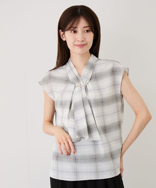Jayro(ジャイロ)の「2WAYフロントバータイブラウス(シャツ/ブラウス・レディース・ネイビー/ブルー系その他5/ホワイト系その他/グレー系その他・M)」の5枚目の写真