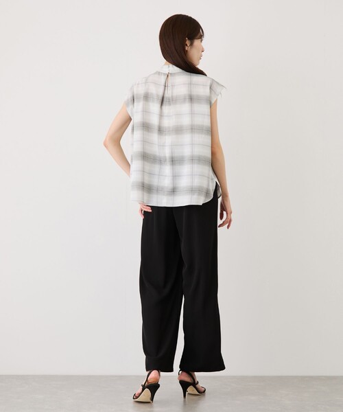 Jayro(ジャイロ)の「2WAYフロントバータイブラウス(シャツ/ブラウス・レディース・ネイビー/ブルー系その他5/ホワイト系その他/グレー系その他・M)」の10枚目の写真