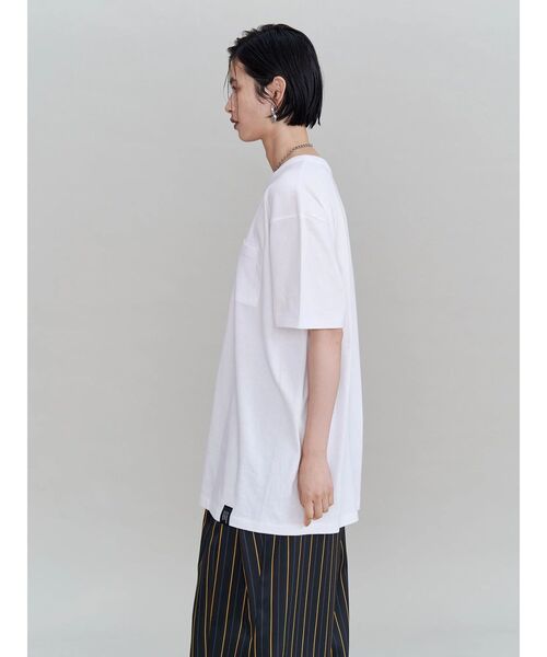 UN3D.(アンスリード)の「UN3D. LOGO POCKET T-SH / アンスリードロゴポケットTシャツ(Tシャツ/カットソー・レディース・ホワイト/ブラック・FREE)」の3枚目の写真