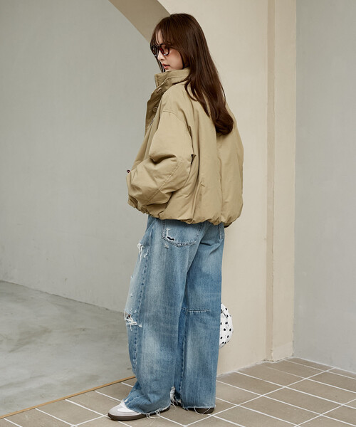 MARY QUANT(マリークワント)の「MARY QUANT × PUBLUX/マリークワント 別注 中綿 相良 ワッペン スタンドカラー ショートコート 限定展開(ブルゾン・レディース・ベージュ/ブラック・フリ-)」の20枚目の写真