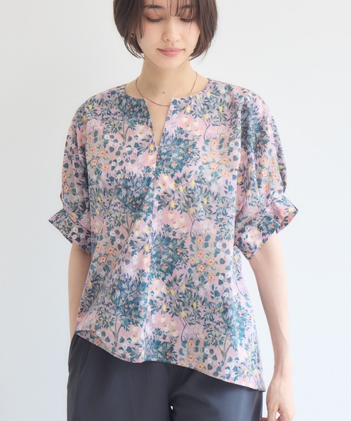 KATHARINE ROSS(キャサリンロス)の「【日本製】 LIBERTY FABRICS タックスリーブブラウス(シャツ/ブラウス・レディース・グリーン/オフホワイト/ピンク/ブルー/パープル/フューシャピンク・FREE)」の5枚目の写真
