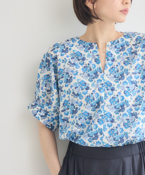 KATHARINE ROSS(キャサリンロス)の「【日本製】 LIBERTY FABRICS タックスリーブブラウス(シャツ/ブラウス・レディース・グリーン/オフホワイト/ピンク/ブルー/パープル/フューシャピンク・FREE)」の3枚目の写真