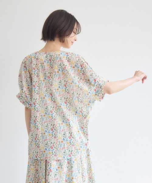 KATHARINE ROSS(キャサリンロス)の「【日本製】 LIBERTY FABRICS タックスリーブブラウス(シャツ/ブラウス・レディース・グリーン/オフホワイト/ピンク/ブルー/パープル/フューシャピンク・FREE)」の10枚目の写真
