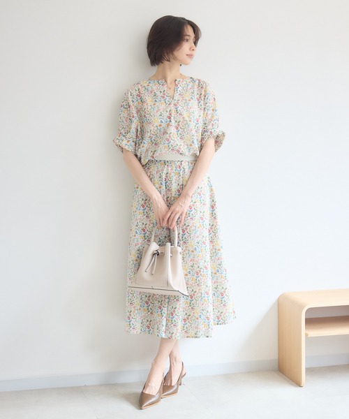 KATHARINE ROSS(キャサリンロス)の「【日本製】 LIBERTY FABRICS タックスリーブブラウス(シャツ/ブラウス・レディース・グリーン/オフホワイト/ピンク/ブルー/パープル/フューシャピンク・FREE)」の13枚目の写真