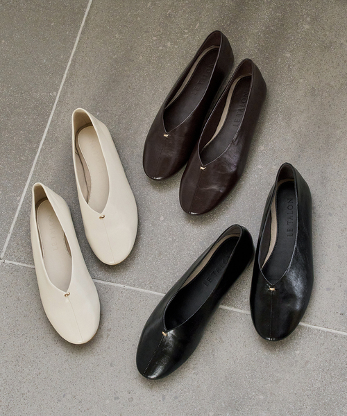 FLAT(フラット)の「ラウンドモールドソフトフラット(その他シューズ・レディース・ブラウン/アイボリー/ブラック系その他・22cm/23.5cm/23cm/22.5cm/25cm/24.5cm/24cm)」の4枚目の写真