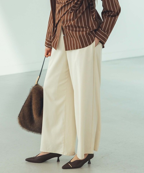Gready Brilliant(グレディブリリアン)の「ダンボール切替ワイドパンツ(その他パンツ・レディース・ブラック/オフホワイト・FREE)」の8枚目の写真
