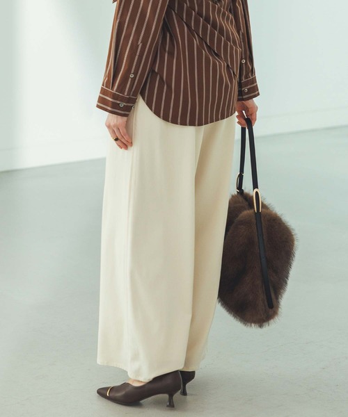 Gready Brilliant(グレディブリリアン)の「ダンボール切替ワイドパンツ(その他パンツ・レディース・ブラック/オフホワイト・FREE)」の9枚目の写真