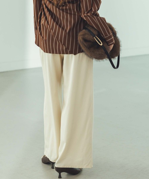 Gready Brilliant(グレディブリリアン)の「ダンボール切替ワイドパンツ(その他パンツ・レディース・ブラック/オフホワイト・FREE)」の10枚目の写真