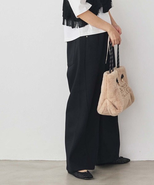 Gready Brilliant(グレディブリリアン)の「ダンボール切替ワイドパンツ(その他パンツ・レディース・ブラック/オフホワイト・FREE)」の22枚目の写真