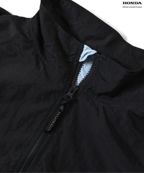 BREEZE(ブリーズ)の「【リンク】Honda 大人シャカシャカレーシングジャケット(ナイロンジャケット・メンズ・ブラック/レインボー・LARGE/MEDIUM)」の8枚目の写真