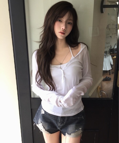 modimood（モディムード）の「華奢見えフィットヘンリーネックフード長袖Tシャツ（Tシャツ/カットソー・レディース・チャコール/ホワイト・FREE）」の7枚目の写真
