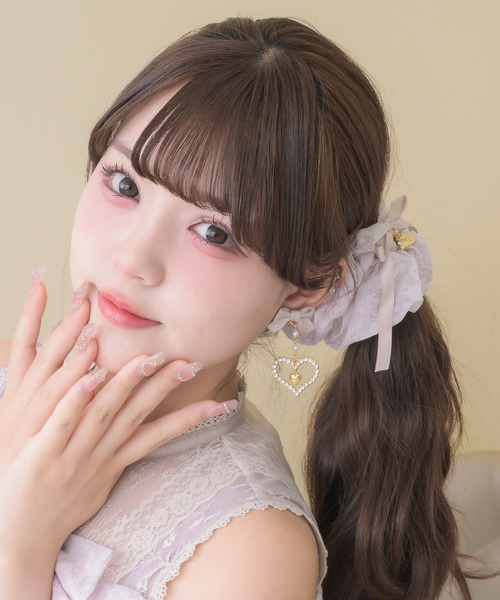 ROJITA(ロジータ)の「ハートビジューリボンイヤリング(イヤリング・レディース・ホワイト/ブラック/ピンク・FREE)」の17枚目の写真