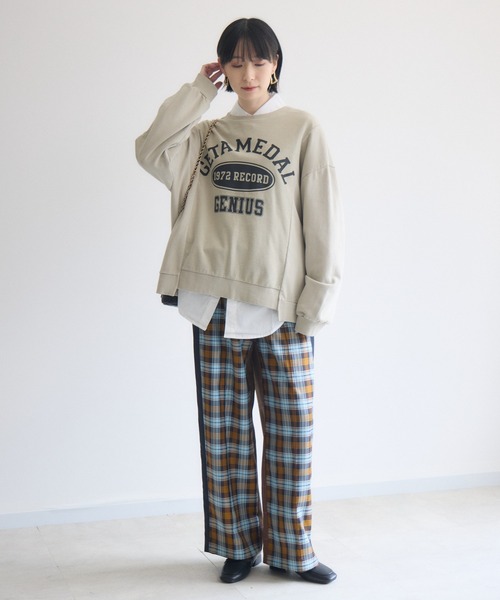 Paradise Picnic(パラダイスピクニック)の「TRANOI. 1972RECORDロゴプリント裏毛プルオーバー(Tシャツ/カットソー・レディース・ベージュ/チャコールグレー・FREE)」の11枚目の写真