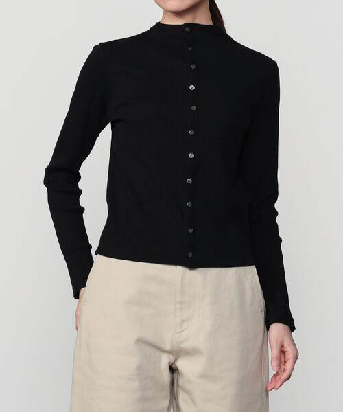 ORCIVAL(オーシバル)の「ORCIVAL | モックネック ライトリブカーディガン WOMEN(カーディガン/ボレロ・レディース・ブラック/チャコール/オートミール・1/2)」の2枚目の写真