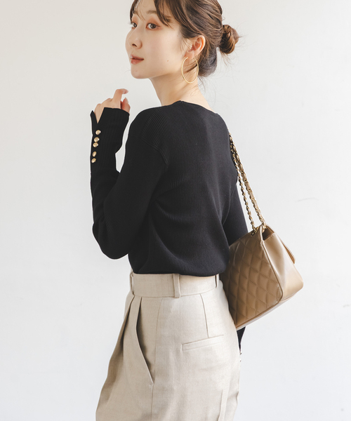 Noble(ノーブル)の「《WEB&日本橋店限定・追加》ボタンディテールタイトリブニット(ニット/セーター・レディース・ブラック/マルチ/ホワイト系その他・FREE)」の10枚目の写真