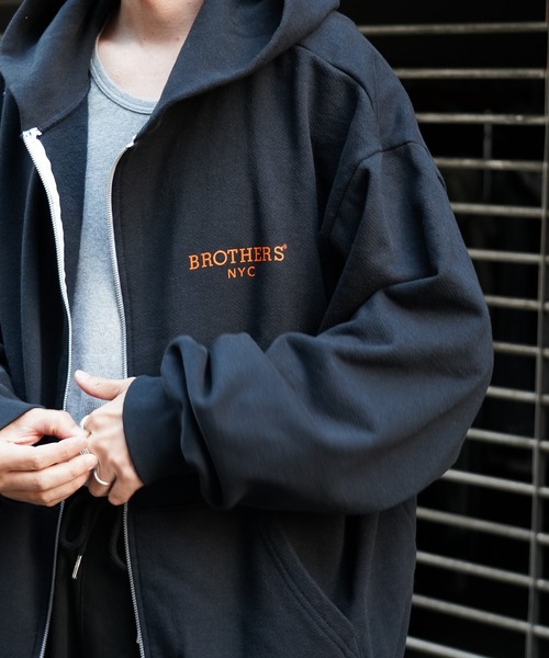68&brothers(シックスティエイトアンドブラザーズ)の「68&BROTHERS / HE LOGO ZIP UP HOODIE(パーカー・メンズ・ネイビー/ブラック/ライトグレー・MEDIUM/LARGE/X-LARGE)」の4枚目の写真